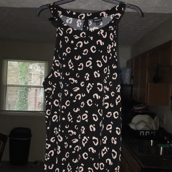 torrid Tops - NWT torrid patterned tank